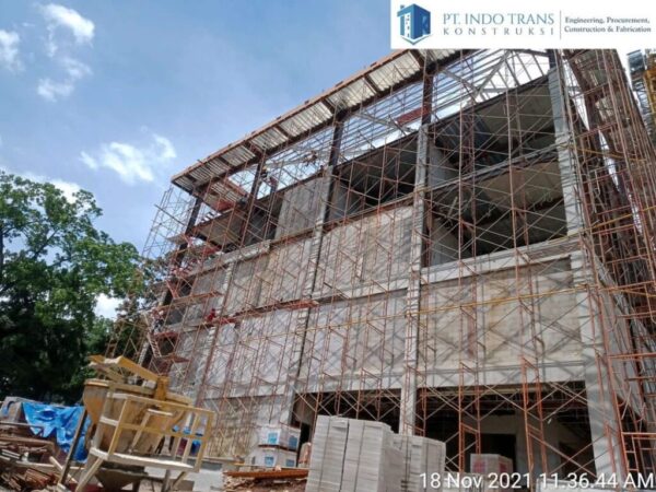 Progres pemasangan Struktur Rumah Sakit Sariningsih Bandung telah hampir Finish pemasangan.@pt_indotranskontruksi #BiayaMutuWaktu (1)