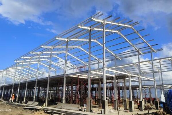 WAREHOUSE-DAN-BANGUNAN-BAJA WAREHOUSE-DAN-BANGUNAN-BAJA