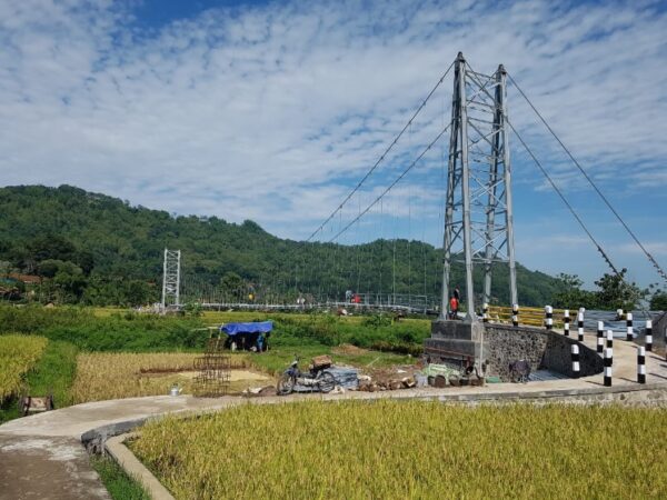 jbt gantung (4)